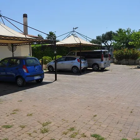 Giardini Di Marzo فندق مبيت وإفطار ليتشي