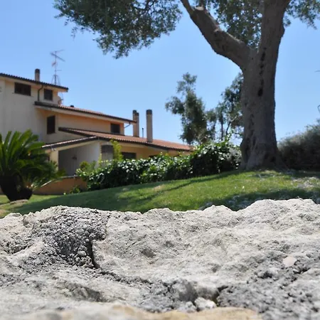 Giardini Di Marzo 2*