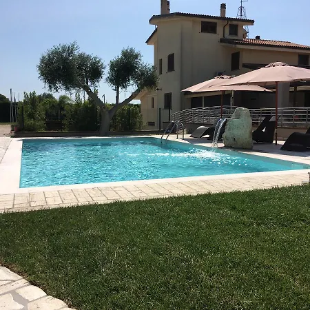 Giardini Di Marzo 2* ليتشي