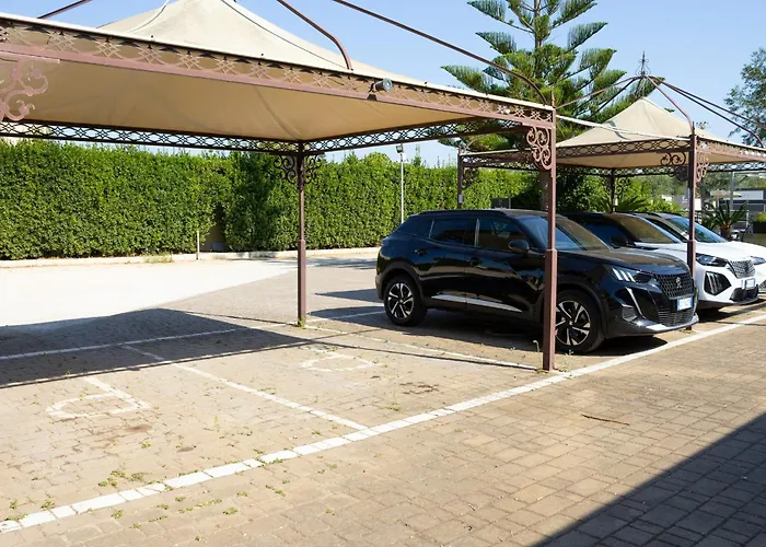 Giardini Di Marzo 住宿加早餐酒店 莱切