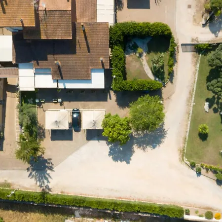 Giardini Di Marzo Alojamento de Acomodação e Pequeno-almoço Lecce