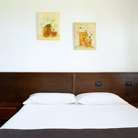 Giardini Di Marzo Bed & Breakfast