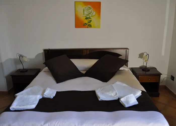 Giardini Di Marzo Bed & Breakfast 4*